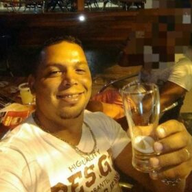 Fotos de Homem é executado a tiros dentro de caminhonete em Maringá; ele teria sido vítima de uma emboscada