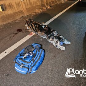 Homem morre atropelado por carro ao tentar atravessar BR-376 em Sarandi Foto 8 Fotos de Homem morre atropelado por carro ao tentar atravessar BR-376 em Sarandi