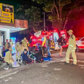 Mulher é presa após esfaquear e deixar homem em estado grave em Maringá Foto 6 Fotos de Mulher é presa após esfaquear e deixar homem em estado grave em Maringá