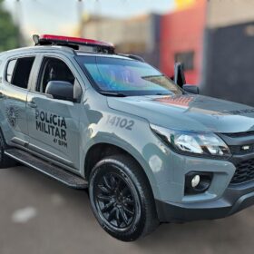 Traficante é baleado ao tentar pegar arma de policial da Rotam, em Maringá Foto 2 Fotos de Traficante é baleado ao tentar pegar arma de policial da Rotam, em Maringá