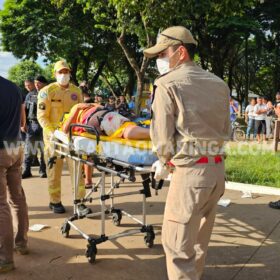 Vídeo: motorista perde controle e atropela mulheres na calçada em Sarandi Foto 12 Fotos de Vídeo: motorista perde controle e atropela mulheres na calçada em Sarandi