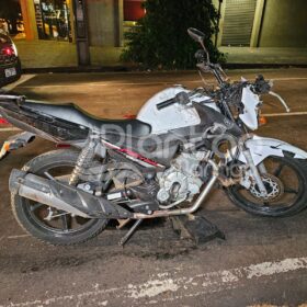 Dois jovens são intubados após colisão entre motos em Maringá Foto 14 Fotos de Dois jovens são intubados após colisão entre motos em Maringá