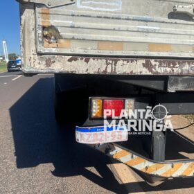 Carro fica destruído após colisão traseira com caminhão na PR-317 em Maringá Foto 1 Fotos de Carro fica destruído após colisão traseira com caminhão na PR-317 em Maringá