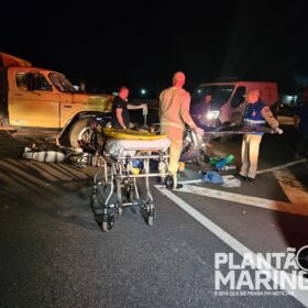 Motociclista fica em estado gravíssimo após colisão com caminhão entre Maringá e Floresta Foto 8 Fotos de Motociclista fica em estado gravíssimo após colisão com caminhão entre Maringá e Floresta