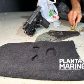 Polícia prende homem com pistola, touca balaclava e cocaína em Maringá Foto 5 Fotos de Polícia prende homem com pistola, touca balaclava e cocaína em Maringá