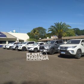 Policiais do Pelotão de Choque apreendem caminhão-cegonha com oito veículos roubados em Maringá Foto 4 Fotos de Policiais do Pelotão de Choque apreendem caminhão-cegonha com oito veículos roubados em Maringá