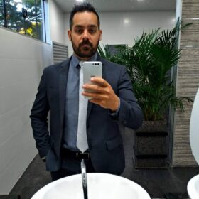 Gestor de vendas é executado em suposta emboscada em Maringá Foto 2 Fotos de Gestor de vendas é executado em suposta emboscada em Maringá