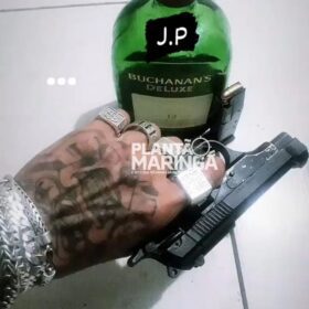 Homem com dois mandado de prisão em aberto e que ostentava armas morre após trocar tiros com a Rotam Foto 3 Fotos de Homem com dois mandado de prisão em aberto e que ostentava armas morre após trocar tiros com a Rotam
