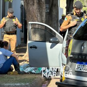 Jovem é executado na porta de escola e mãe fica sentada ao lado do corpo do filho Foto 4 Fotos de Jovem é executado na porta de escola e mãe fica sentada ao lado do corpo do filho
