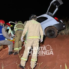 Motorista perde controle da direção, carro cai em ribanceira em Maringá Foto 5 Fotos de Motorista perde controle da direção, carro cai em ribanceira em Maringá