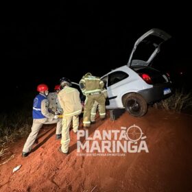 Motorista perde controle da direção, carro cai em ribanceira em Maringá Foto 9 Fotos de Motorista perde controle da direção, carro cai em ribanceira em Maringá