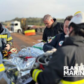 Identificado homem que morreu no acidente envolvendo dois caminhões entre Maringá e Iguaraçu Foto 7 Fotos de Identificado homem que morreu no acidente envolvendo dois caminhões entre Maringá e Iguaraçu