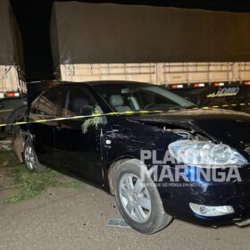Vídeo mostra carreta desgovernada derrubando postes, árvores e batendo em 7 carros em Maringá Foto 6 Fotos de Vídeo mostra carreta desgovernada derrubando postes, árvores e batendo em 7 carros em Maringá