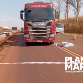 Motociclista morre após bater de frente com carreta em Maringá Foto 8 Fotos de Motociclista morre após bater de frente com carreta em Maringá