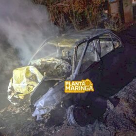 Carro com placa de Maringá explode após batida e motorista morre carbonizado na região Foto 2 Fotos de Carro com placa de Maringá explode após batida e motorista morre carbonizado na região