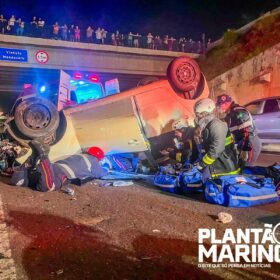 Homem é socorrido após capotamento de veículo no Contorno Norte em Maringá Foto 7 Fotos de Homem é socorrido após capotamento de veículo no Contorno Norte em Maringá
