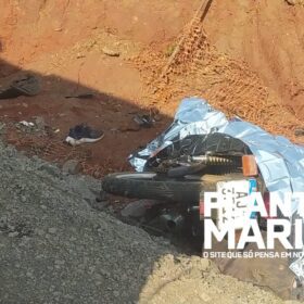 Motociclista é encontrado morto em valeta em Maringá Foto 5 Fotos de Motociclista é encontrado morto em valeta em Maringá