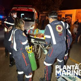 Mulher é socorrida em estado grave após ser atropelada por carro enquanto estava deitada no meio da rua em Sarandi Foto 4 Fotos de Mulher é socorrida em estado grave após ser atropelada por carro enquanto estava deitada no meio da rua em Sarandi