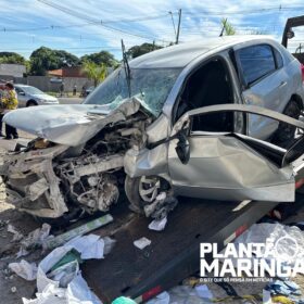 No dia dos pais, homem morre após bater carro contra parede de oficina em Maringá Foto 4 Fotos de No dia dos pais, homem morre após bater carro contra parede de oficina em Maringá