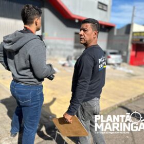 No dia dos pais, homem morre após bater carro contra parede de oficina em Maringá Foto 7 Fotos de No dia dos pais, homem morre após bater carro contra parede de oficina em Maringá