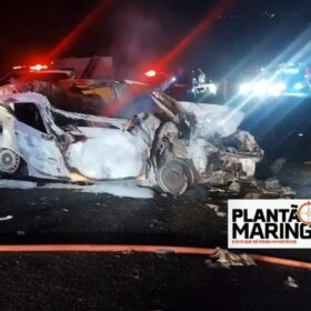 Casal morre carbonizado após grave acidente envolvendo dois carros e ônibus na região de Maringá Foto 4 Fotos de Casal morre carbonizado após grave acidente envolvendo dois carros e ônibus na região de Maringá