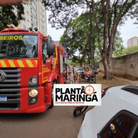 Operários ficam presos em andaime durante ventania em Maringá Foto 2 Fotos de Operários ficam presos em andaime durante ventania em Maringá