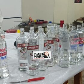 Policia Militar fecha fábrica que falsificava Whiskey e vodka em Maringá Foto 3 Fotos de Policia Militar fecha fábrica que falsificava Whiskey e vodka em Maringá
