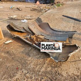 Vídeo mostra carreta desgovernada atingindo quatro carros em Maringá Foto 3 Fotos de Vídeo mostra carreta desgovernada atingindo quatro carros em Maringá