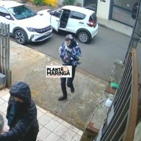 Câmeras de segurança flagram homens assaltando casa em Maringá; veja vídeo Foto 3 Fotos de Câmeras de segurança flagram homens assaltando casa em Maringá; veja vídeo