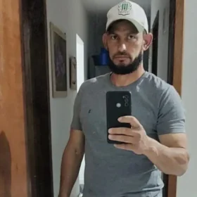 Homem de 43 anos morre dentro de supermercado no Paraná Foto 2 Fotos de Homem de 43 anos morre dentro de supermercado no Paraná