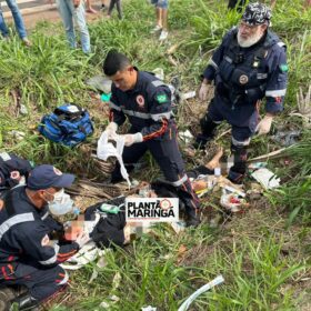 Motociclista é intubado e socorrido em estado gravíssimo após acidente no Contorno Sul em Maringá; Veja o flagrante Foto 5 Fotos de Motociclista é intubado e socorrido em estado gravíssimo após acidente no Contorno Sul em Maringá; Veja o flagrante