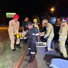 Motorista com suspeita de embriaguez provoca acidente ao dirigir na contramão em Maringá Foto 3 Fotos de Motorista com suspeita de embriaguez provoca acidente ao dirigir na contramão em Maringá