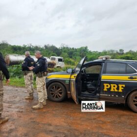 Polícia Rodoviária Federal de Maringá apreende caminhão tanque abarrotado com maconha Foto 9 Fotos de Polícia Rodoviária Federal de Maringá apreende caminhão tanque abarrotado com maconha