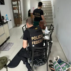 Com buscas em Maringá, PF cumpre 63 mandados judiciais contra tráfico internacional de drogas Foto 12 Fotos de Com buscas em Maringá, PF cumpre 63 mandados judiciais contra tráfico internacional de drogas