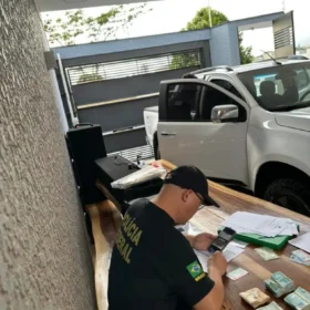Com buscas em Maringá, PF cumpre 63 mandados judiciais contra tráfico internacional de drogas Foto 10 Fotos de Com buscas em Maringá, PF cumpre 63 mandados judiciais contra tráfico internacional de drogas