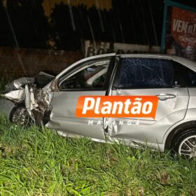 Grave acidente entre locomotiva e carro deixa duas mulheres feridas em Sarandi Foto 4 Fotos de Grave acidente entre locomotiva e carro deixa duas mulheres feridas em Sarandi