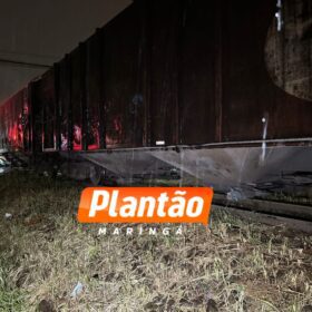 Grave acidente entre locomotiva e carro deixa duas mulheres feridas em Sarandi Foto 5 Fotos de Grave acidente entre locomotiva e carro deixa duas mulheres feridas em Sarandi