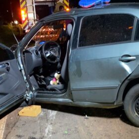 Cinco pessoas morrem e três ficam feridas em acidente na PR-082 Foto 2 Fotos de Cinco pessoas morrem e três ficam feridas em acidente na PR-082