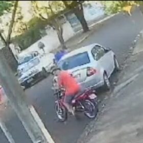 COVARDE! Polícia procura por ladrão que mediante ameaças assaltou dois idosos, em Maringá Foto 2 Fotos de COVARDE! Polícia procura por ladrão que mediante ameaças assaltou dois idosos, em Maringá