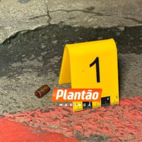 Criminosos atiram em residência de casal investigado por homicídio em Maringá Foto 2 Fotos de Criminosos atiram em residência de casal investigado por homicídio em Maringá