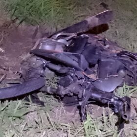 Pai e filho de 11 anos morrem em grave acidente na região Foto 6 Fotos de Pai e filho de 11 anos morrem em grave acidente na região