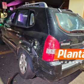 Condutora abandona veículo após capotamento na Avenida São Paulo Foto 5 Fotos de Condutora abandona veículo após capotamento na Avenida São Paulo