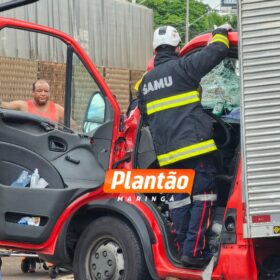 Engavetamento na BR-376 deixa motorista preso nas ferragens em Sarandi Foto 5 Fotos de Engavetamento na BR-376 deixa motorista preso nas ferragens em Sarandi