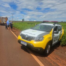 Homem morre após ser ejetado de carro em capotamento Foto 5 Fotos de Homem morre após ser ejetado de carro em capotamento