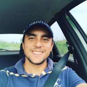 Homem morre após ser ejetado de carro em capotamento Foto 7 Fotos de Homem morre após ser ejetado de carro em capotamento