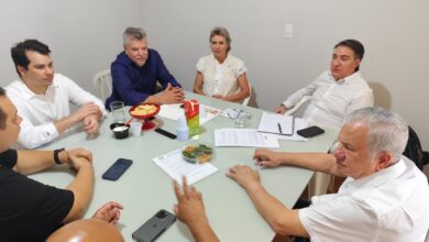 Fotos de Deputados Giacobo e Delegado Jacovós anunciam 6 milhões de reais para Maringá