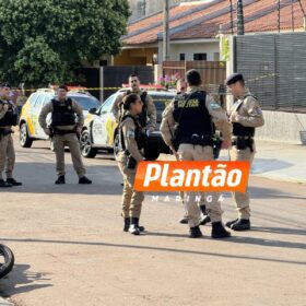 Motociclista é executado com mais de 15 tiros em Maringá Foto 2 Fotos de Motociclista é executado com mais de 15 tiros em Maringá
