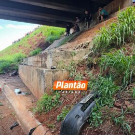 Pai e mãe morrem e filho de 4 anos fica em estado grave após acidente no Contorno Norte em Maringá Foto 11 Fotos de Pai e mãe morrem e filho de 4 anos fica em estado grave após acidente no Contorno Norte em Maringá