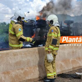 Identificadas vítimas fatais de grave acidente no Contorno Norte, em Maringá Foto 6 Fotos de Identificadas vítimas fatais de grave acidente no Contorno Norte, em Maringá