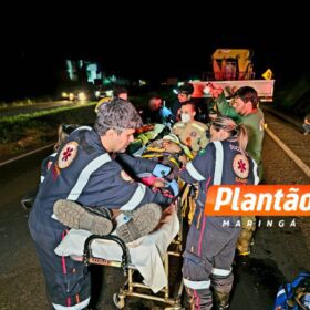 Motociclista fica gravemente ferido após bater na traseira de caminhão em Maringá Foto 6 Fotos de Motociclista fica gravemente ferido após bater na traseira de caminhão em Maringá